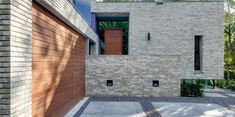 Horizontale houten sectionaaldeur