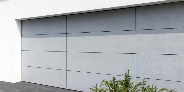 Sectionaaldeur van Trespa