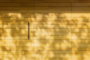 Houten-garagedeur-in-vught-3