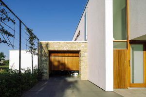 Mahonie-houten-sectionaaldeur-Budel-2