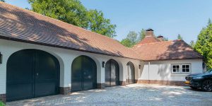 elektrische houten garagedeuren