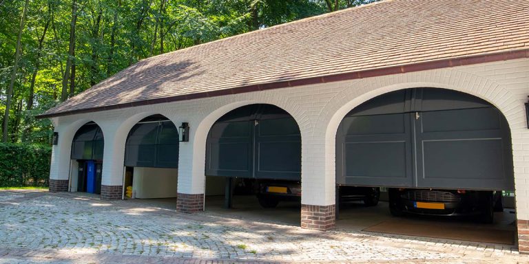 elektrische houten garagedeuren