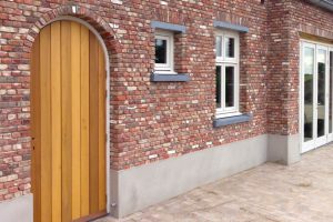 houten-verticale-voordeur-getoogd