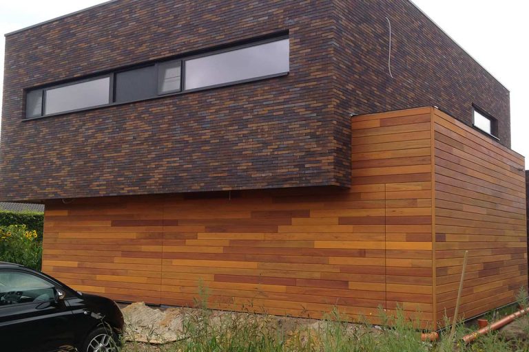 Houten sectionaalpoort