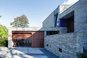 automatische-garagedeur-van-hout