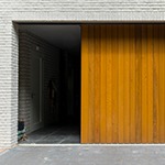 Zijwaartse sectionaal garagedeur