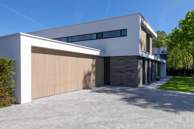 luxe elektrische houten garagedeur