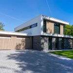 Houten garagedeur luxe