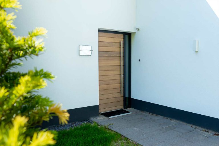 hard houten voordeur