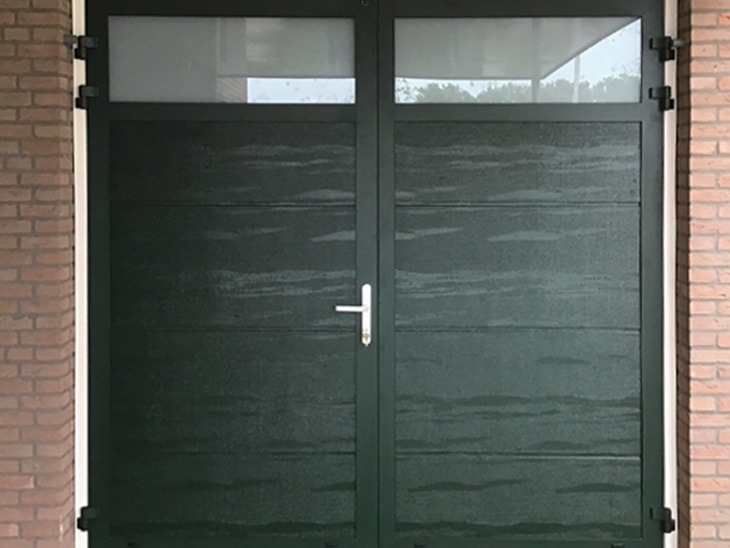 Openslaande garagedeur