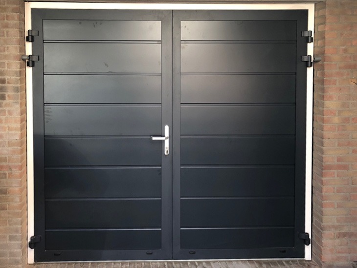 Openslaande garagedeur