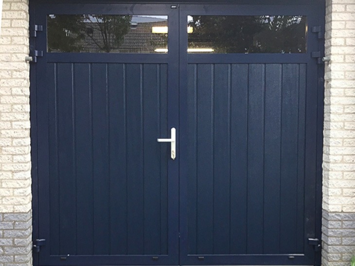 Openslaande garagedeur