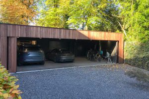 zijwaartse-houten-garagedeur