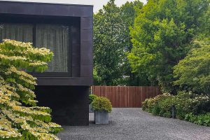 zijwaartse-houten-garagedeur-4