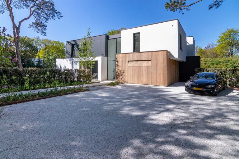 houten garagedeur modern