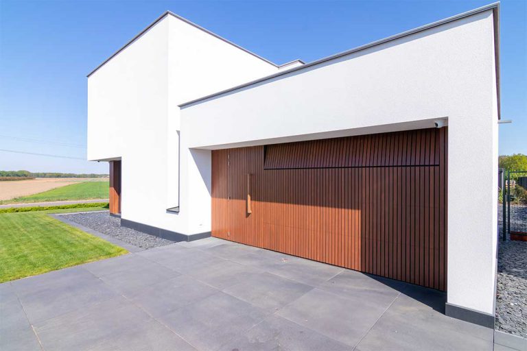 frake houten garagedeur