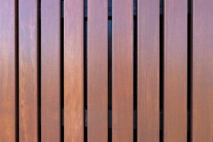 Smalle latten garagedeur