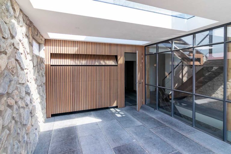 Garagedeur afrormosia hout