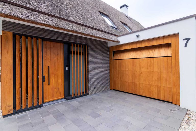 Eiken houten garagedeur