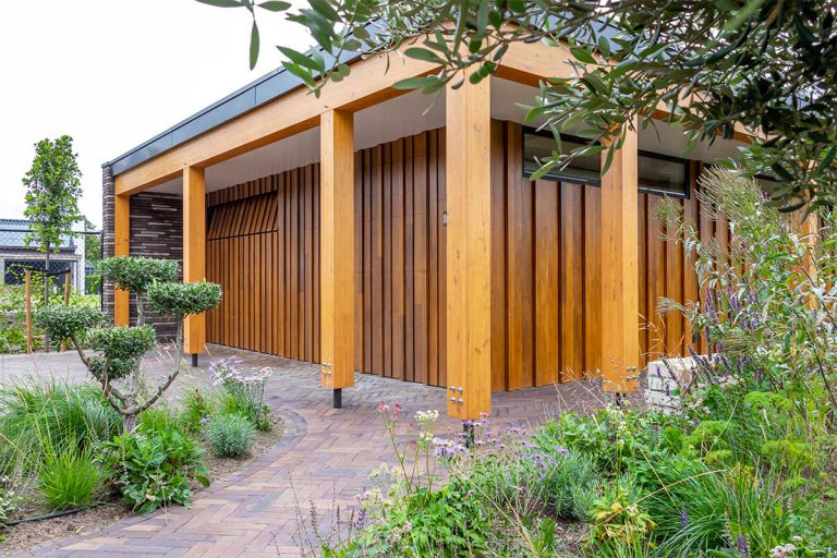 Houten sectionaaldeur verschillende breedtes