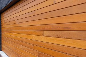 Garagedeur red cedar