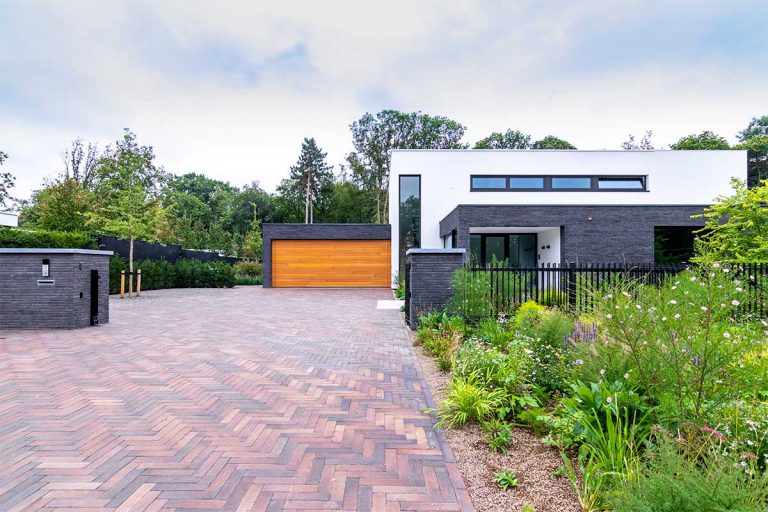 Houten sectionaaldeur Red Cedar hout