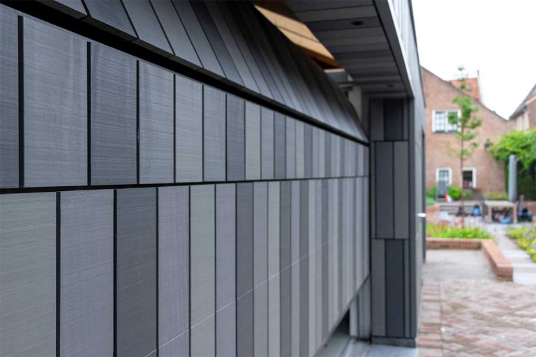 bijzondere garagedeur van hout