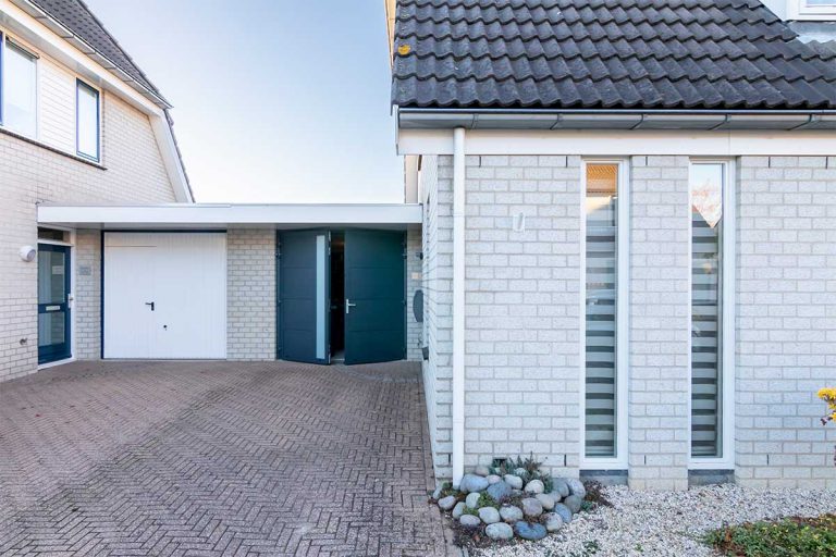 Onderhoudsvrije garagedeur