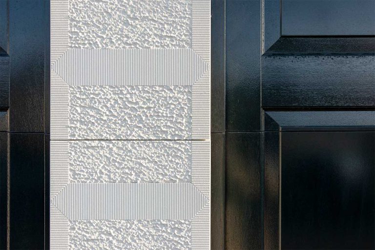 Houten garagedeur monumentaal pand