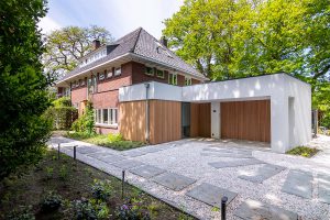 Garagedeur jaren 30 woning