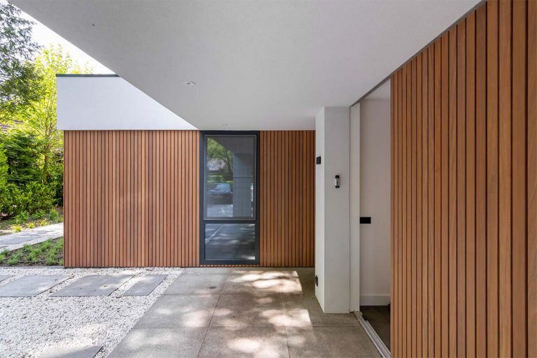 Garagedeur jaren'30 woning