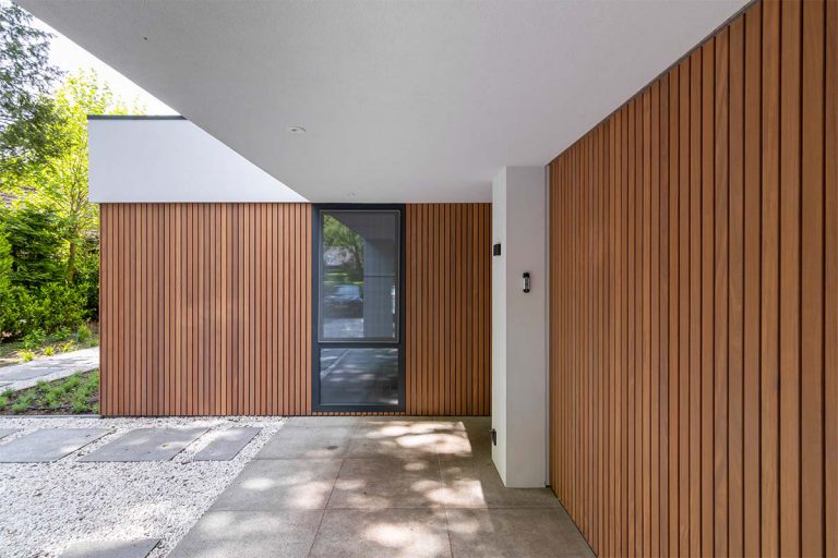 Garagedeur jaren 30 woning