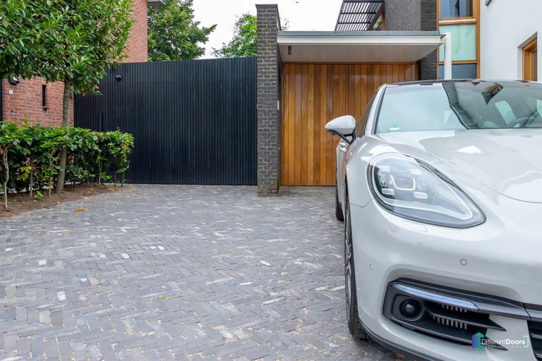 Different Doors zijwaartse garagedeur