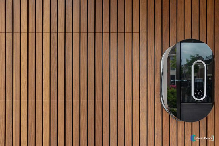 Gevelbekleding afrormosia hout