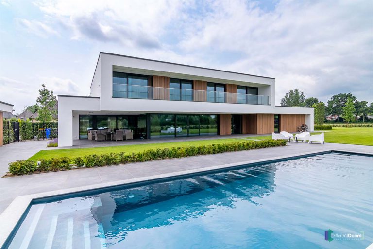 Garage exclusieve villa