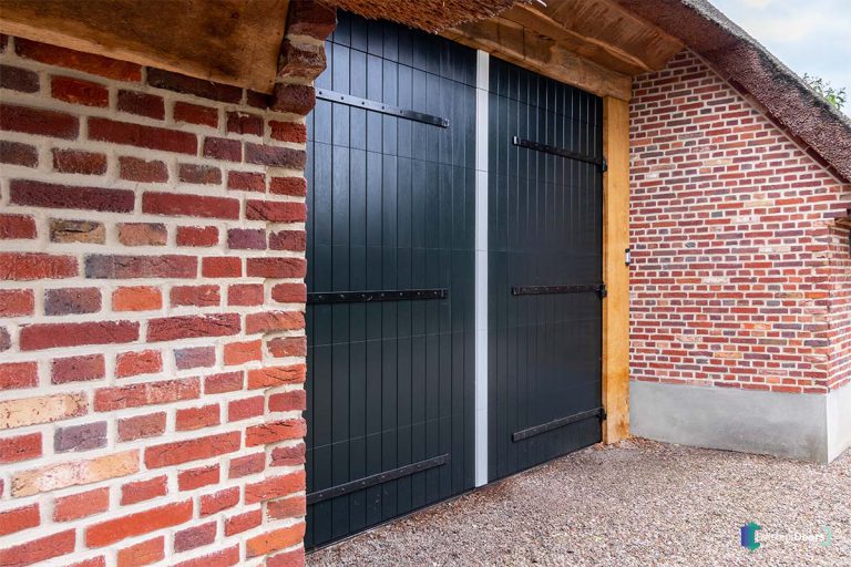 groene garagedeur hout