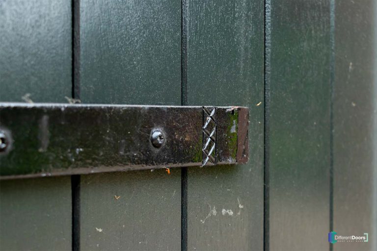 groene garagedeur hout