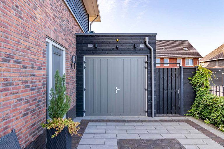 Onderhoudsvrije garagedeur