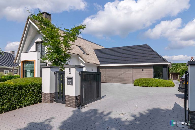 Houten garagedeur grijs