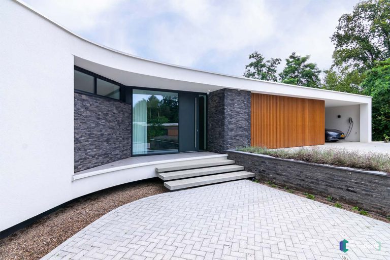 Houten sectionaaldeur