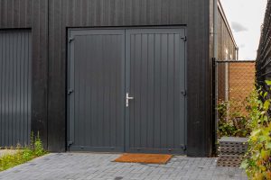 Openslaande garagedeur antracietgrijs