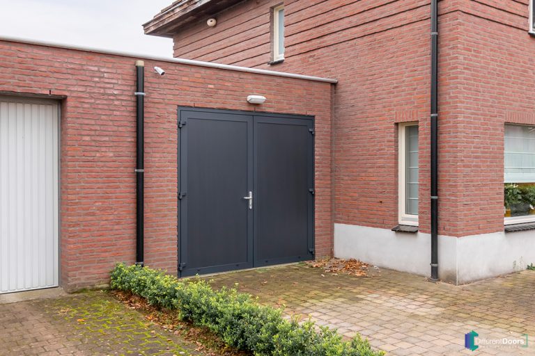 Geisoleerde garagedeur