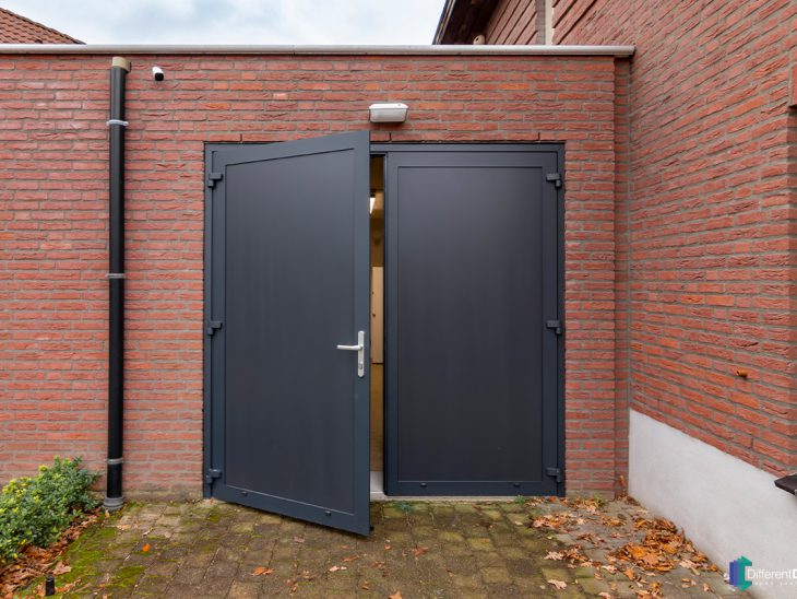 Onderhoudsarme garagedeur