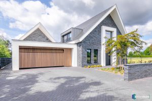 Houten sectionaaldeur