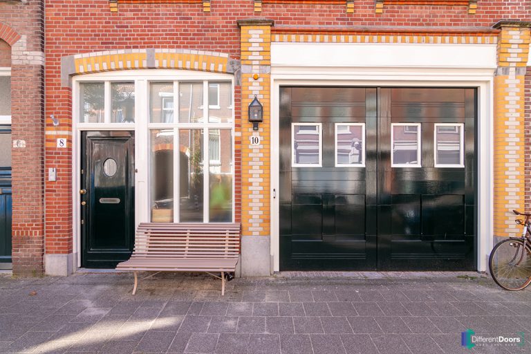 Garagedeur monumentale woning