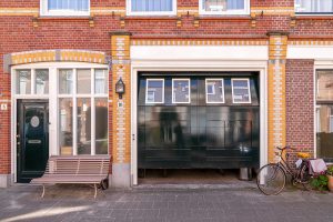 monumentaal-pand---different-doors---garagedeur---den-haag