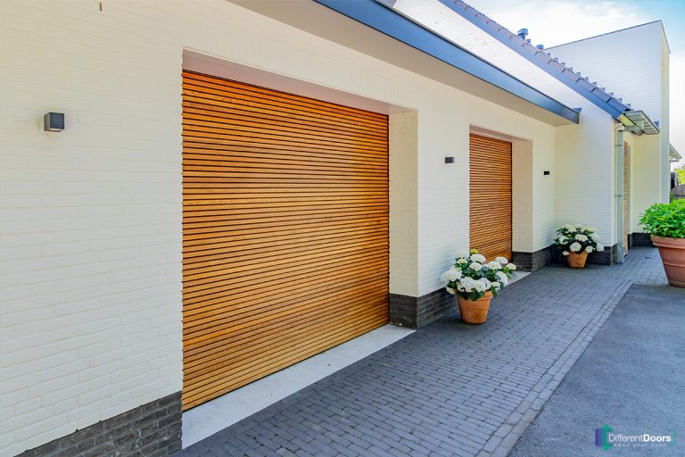Horizontale houten sectionaaldeur
