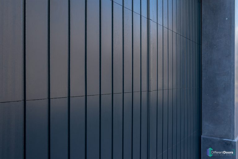 Klassieke houten garagedeur