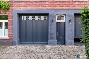 Garagedeur met glas