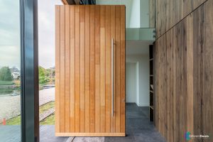 Unieke houten taatsdeur